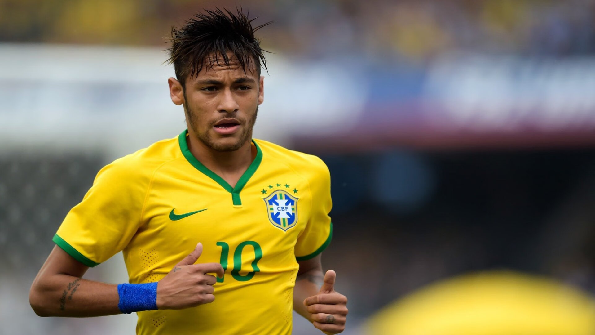 德甲多特蒙德新援表现令人期待，多特蒙德拿过几年德甲冠军